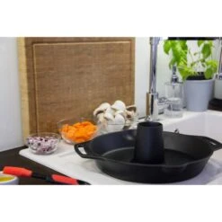 Petromax Gusseiserner Geflügelbräter Cf30, Geflügelhalter 12 Petromax Gusseiserner Geflügelbräter Cf30, Geflügelhalter -Grillausrüstung Verkäufe Petromax Gusseiserner Gefl gelbr ter cf30 Gefl gelhalter@@9ggzzp41 4